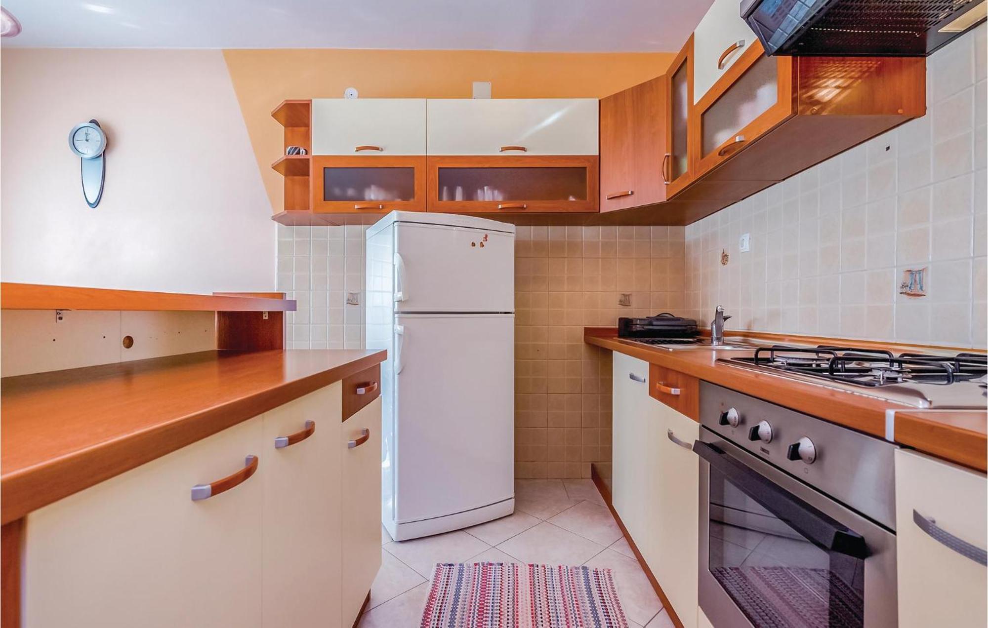 Beautiful Apartment In Нови-Винодолски Экстерьер фото